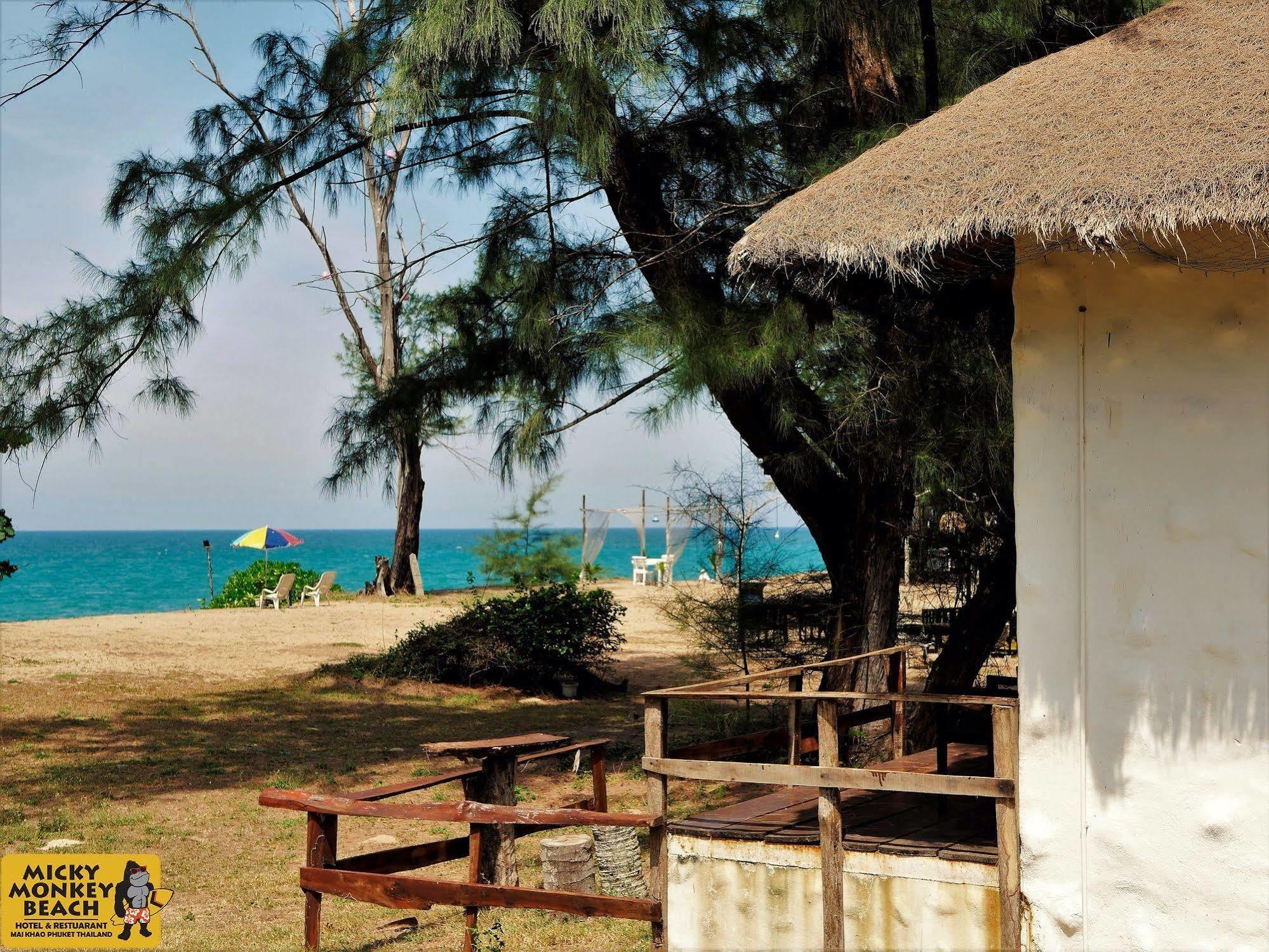 Micky Monkey Beach Hotel Phuket Maikhao Thailand マイカオビーチ エクステリア 写真