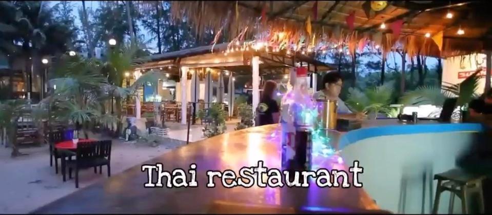 Micky Monkey Beach Hotel Phuket Maikhao Thailand マイカオビーチ エクステリア 写真